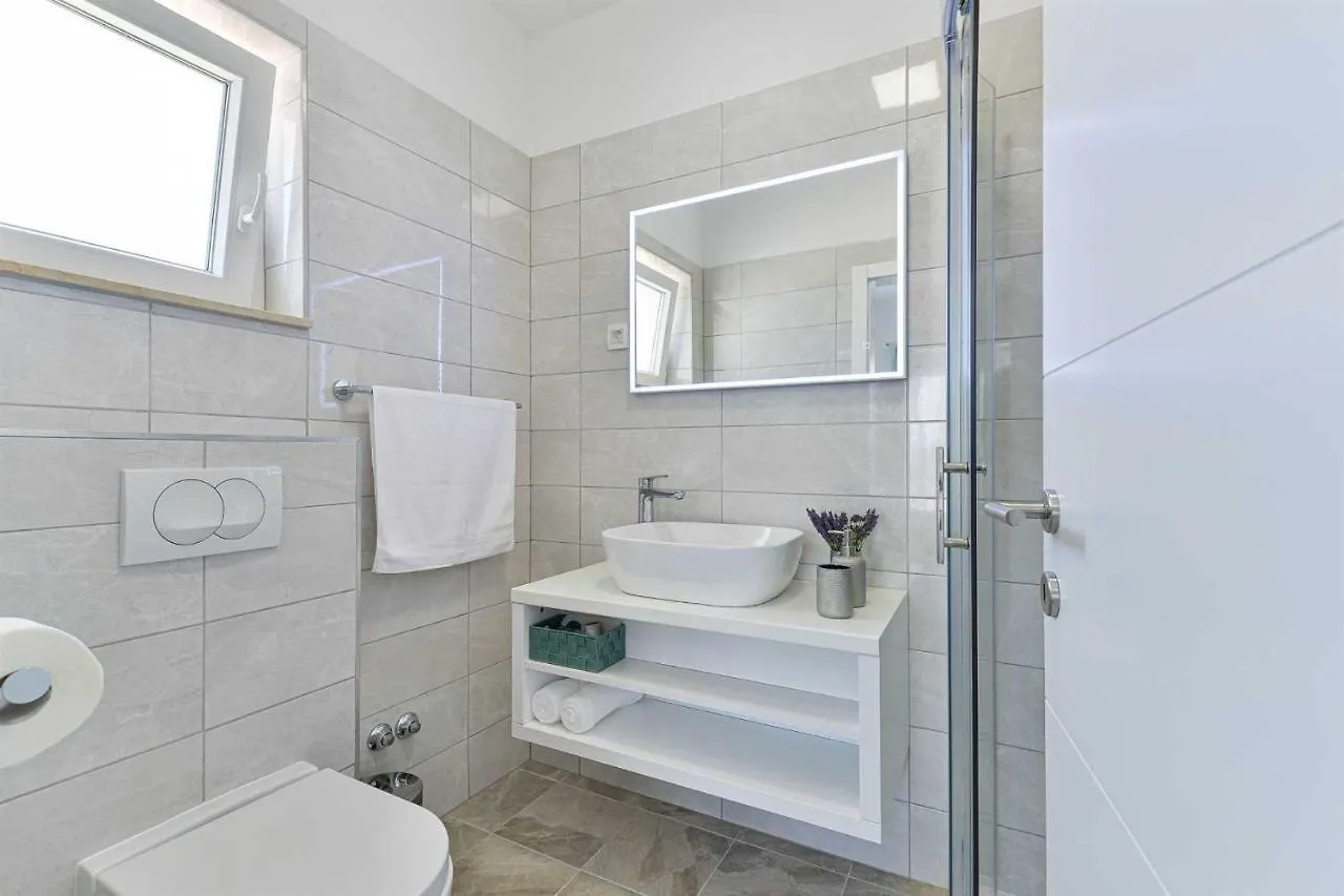 Luxury Stone Villa Banovi With Heated Pool Vinjerac 0*,