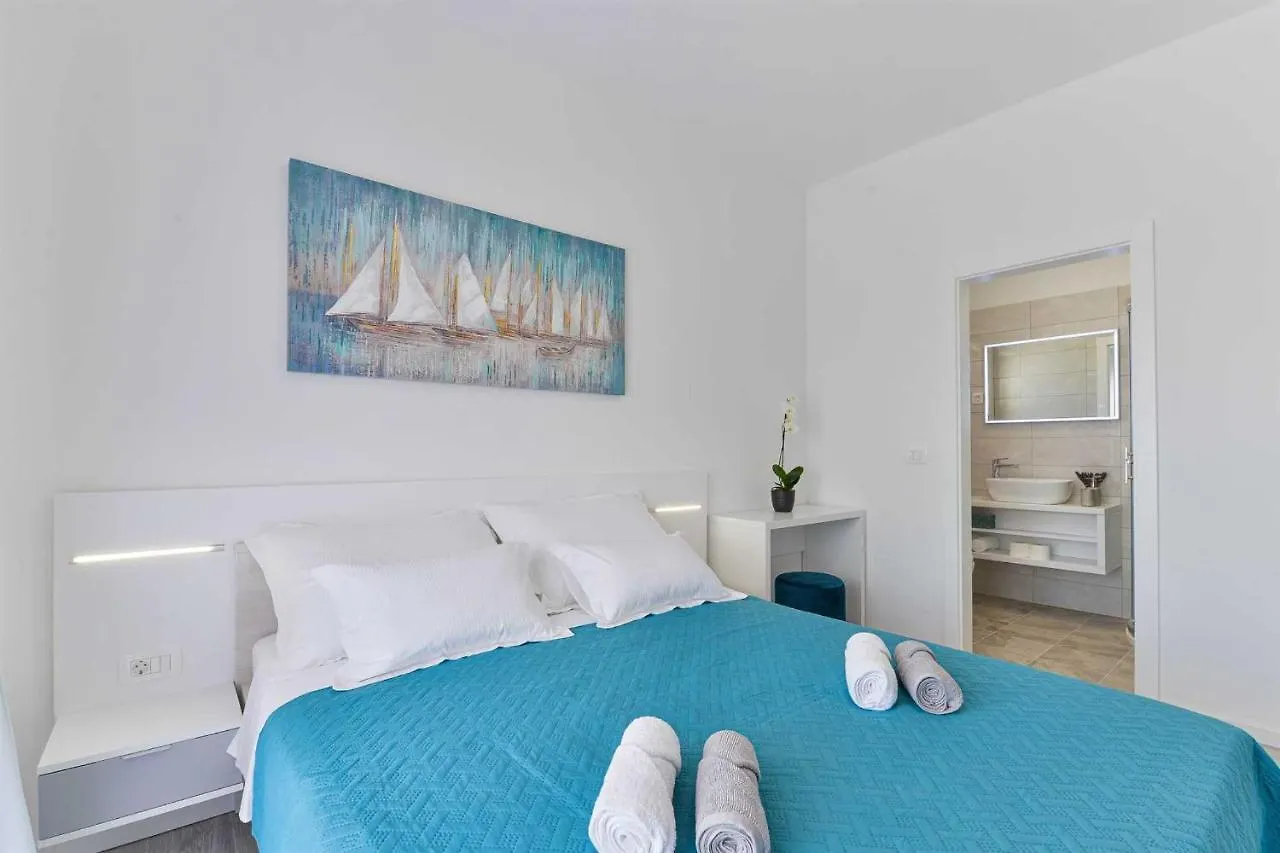 Luxury Stone Villa Banovi With Heated Pool Vinjerac